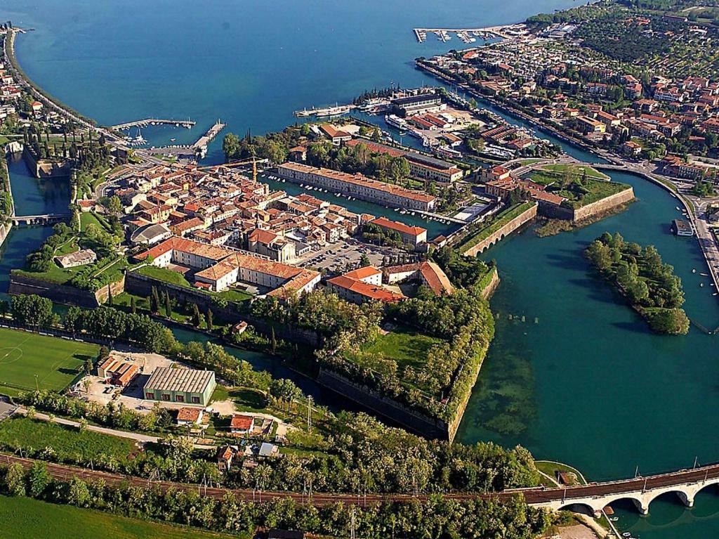 Sk Home Peschiera del Garda Exteriér fotografie